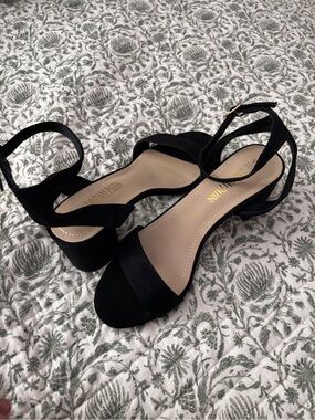 Dream Pairs Black Ankle Strap Block Heels